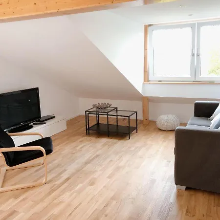 Wohlfuehl-loft-in-der-natur-blaustein-ulm アパート *